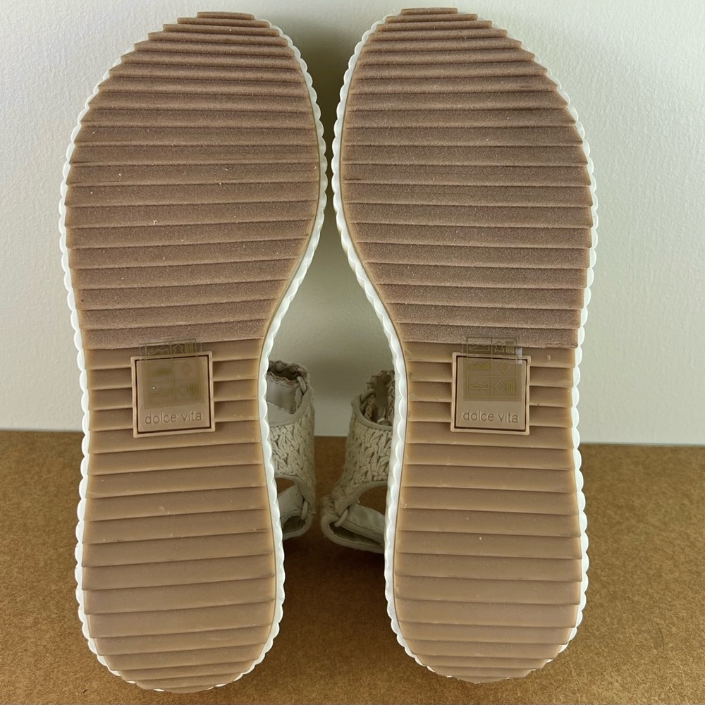 NEW DOLCE VITA IVORY PLATFORM SANDALS - Picture 12 of 13